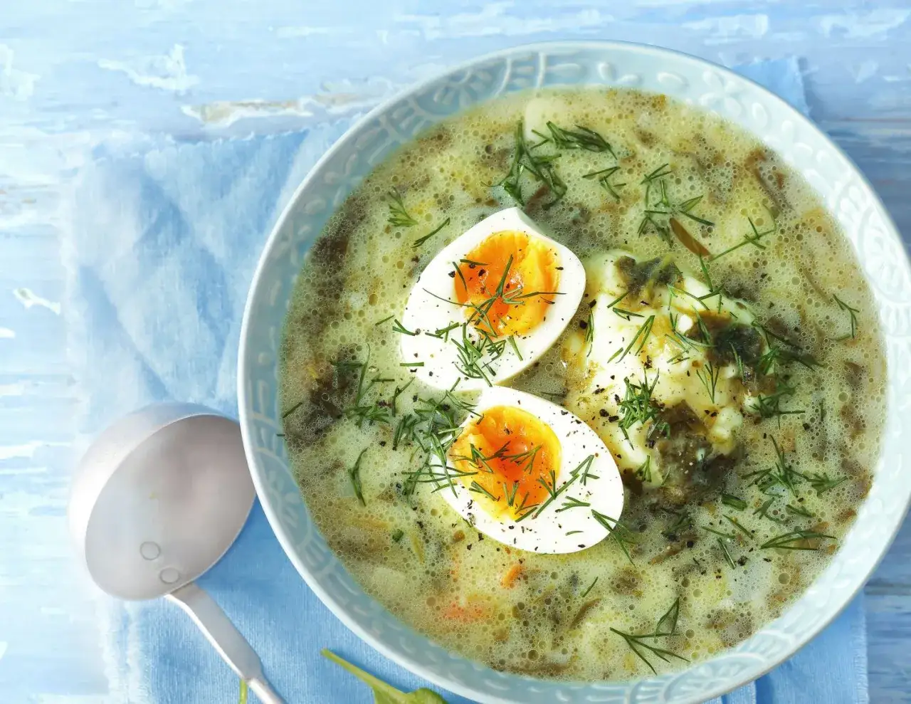 Najlepszy przepis jak zrobić zupę szczawiową: prosty krok po kroku poradnik