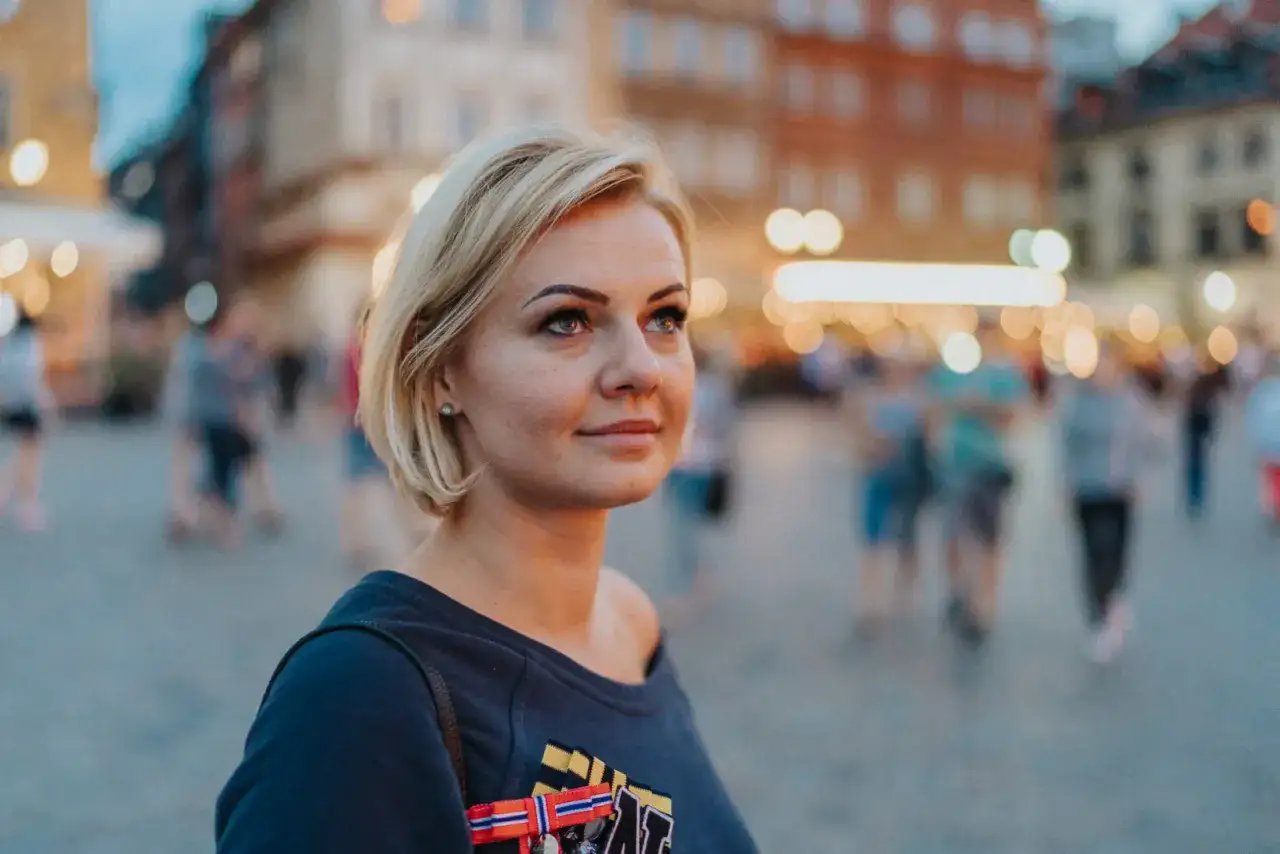 Jakie obiektywy na początek wybrać, by uniknąć błędów i zacząć fotografować jak profesjonalista