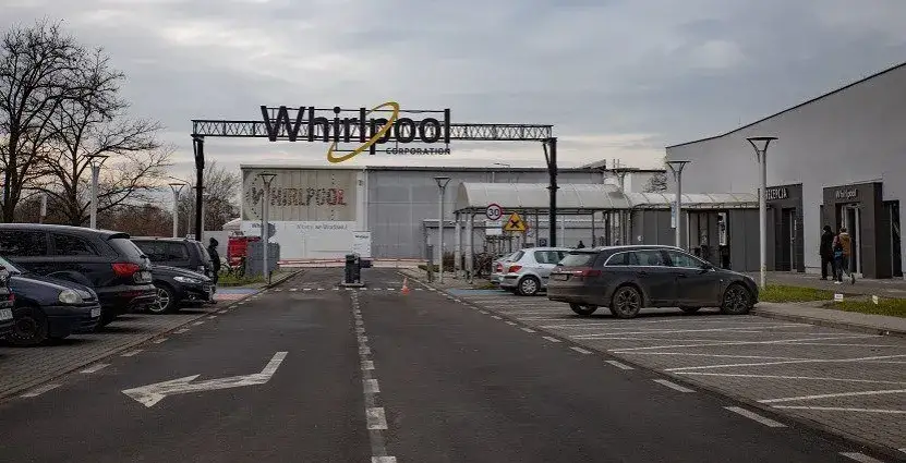 Whirlpool co to za firma? Poznaj historię i kluczowe produkty
