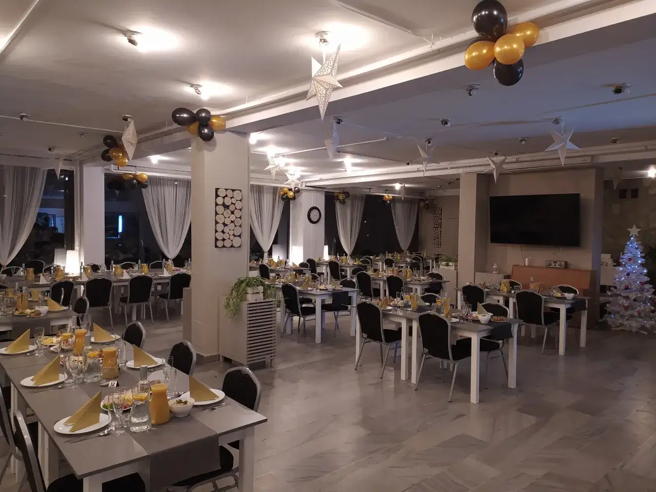 Gdzie można potańczyć w Ustroniu? Odkryj najlepsze kluby i atmosferę