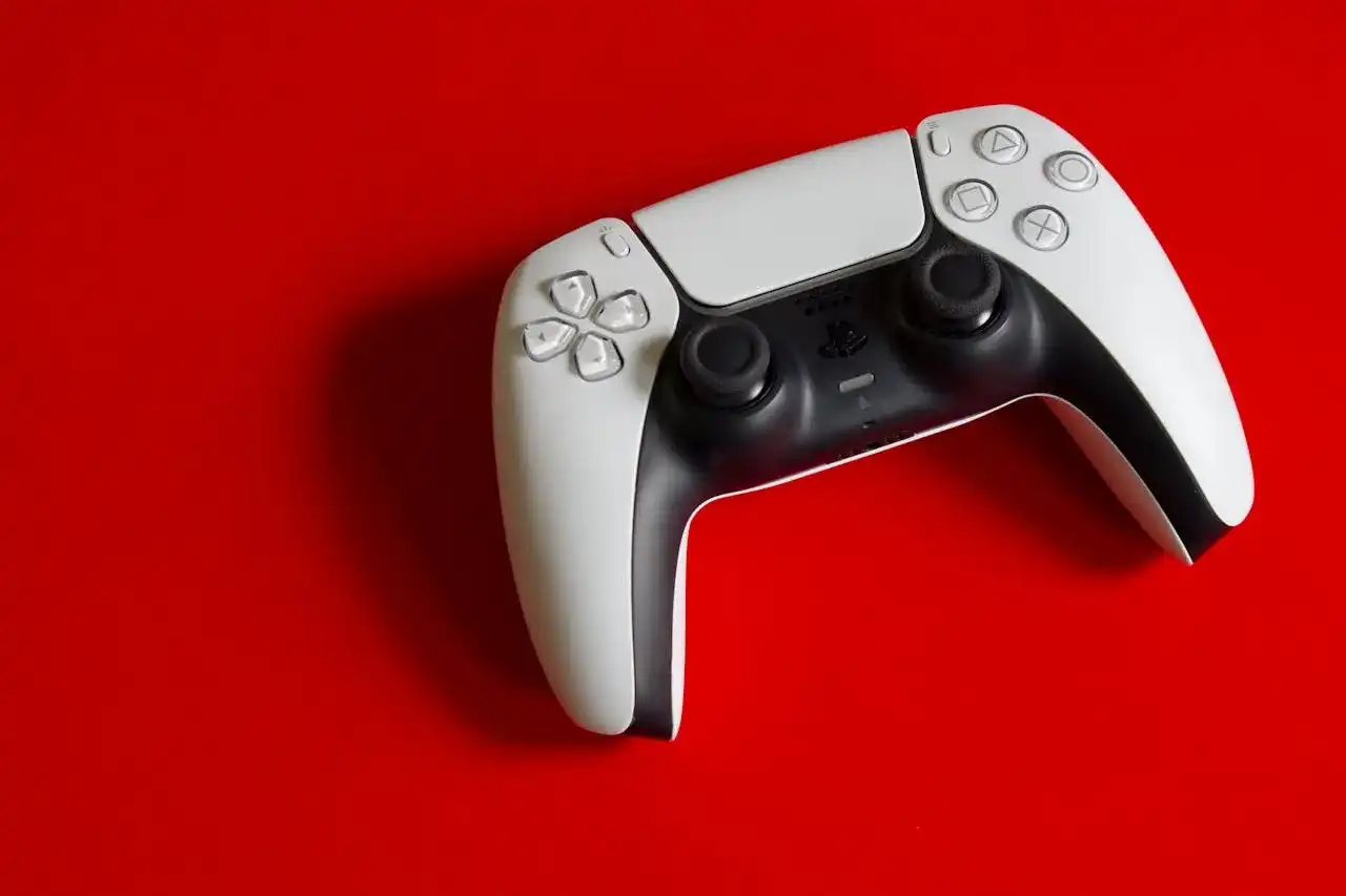 Pad od PS4 na PC - Jak skonfigurować DS4Windows bez błędów?