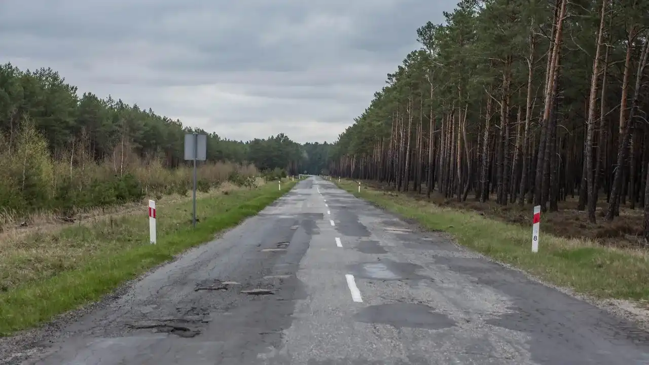Co ile są słupki na autostradzie - Jak czytać te oznaczenia?