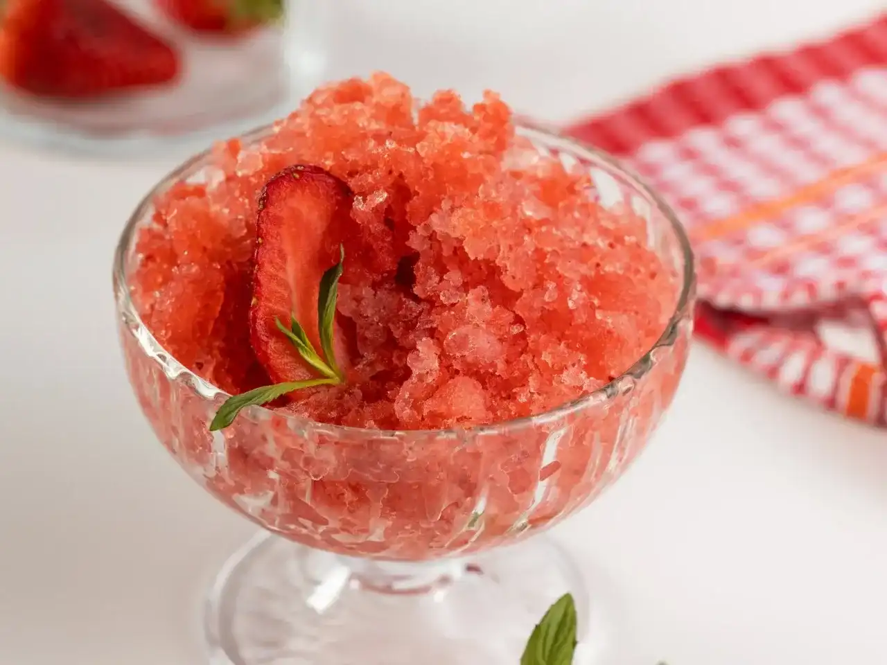 Jak zrobić sorbet owocowy w prosty sposób - smaczne przepisy i porady