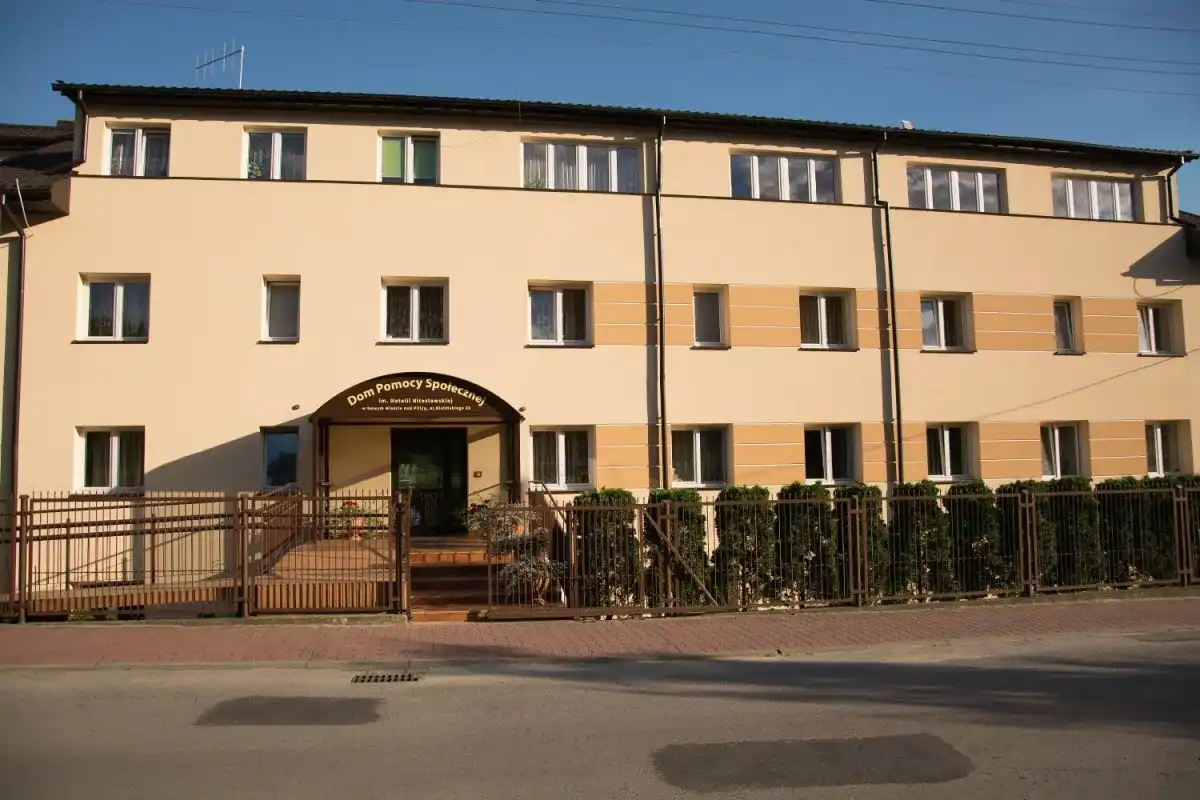 DPS Nowe Miasto nad Pilicą: Który wybrać? Profile, koszty, przyjęcie