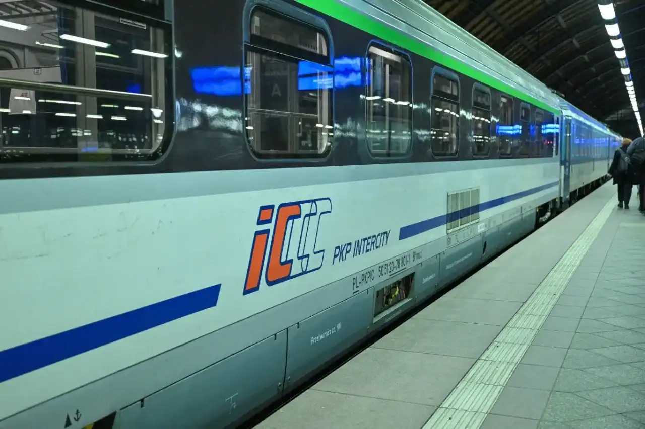 Jak połączyć się z Wi-Fi w Intercity? Instrukcja i rozwiązania problemów