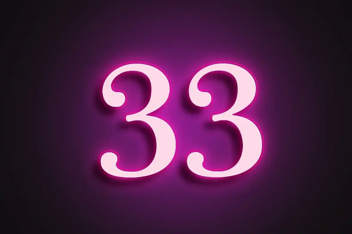 Numerologia 33 - Poznaj znaczenie i pułapki liczby mistrzowskiej