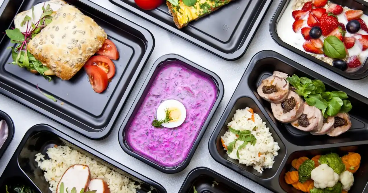 Dieta Slim Catering: Jak wybrać najlepszą i schudnąć?
