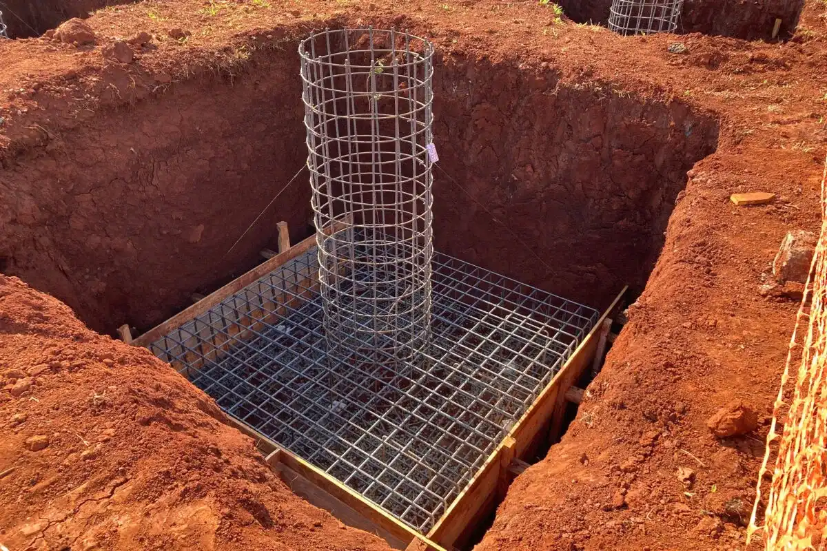 Jak zabezpieczyć fundamenty na zimę? Kompleksowy poradnik