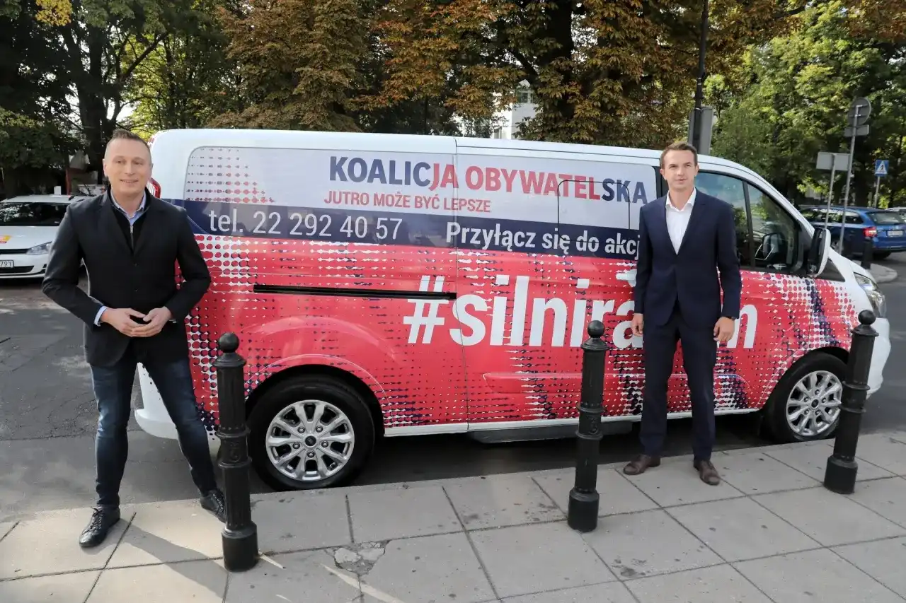 Silni Razem: Co to za ruch i jak wpłynął na politykę?