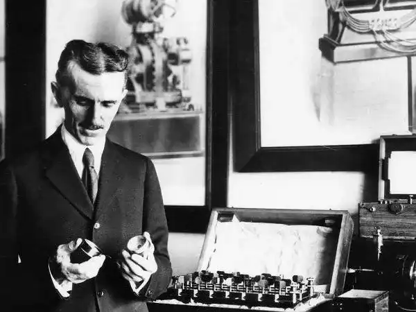 Skąd pochodzi imię Nikola? Odkryj jego fascynującą historię