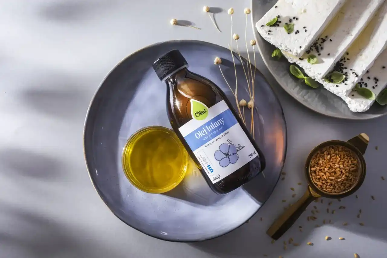 Olej lniany: Jak pić, by działał? Uniknij błędów!