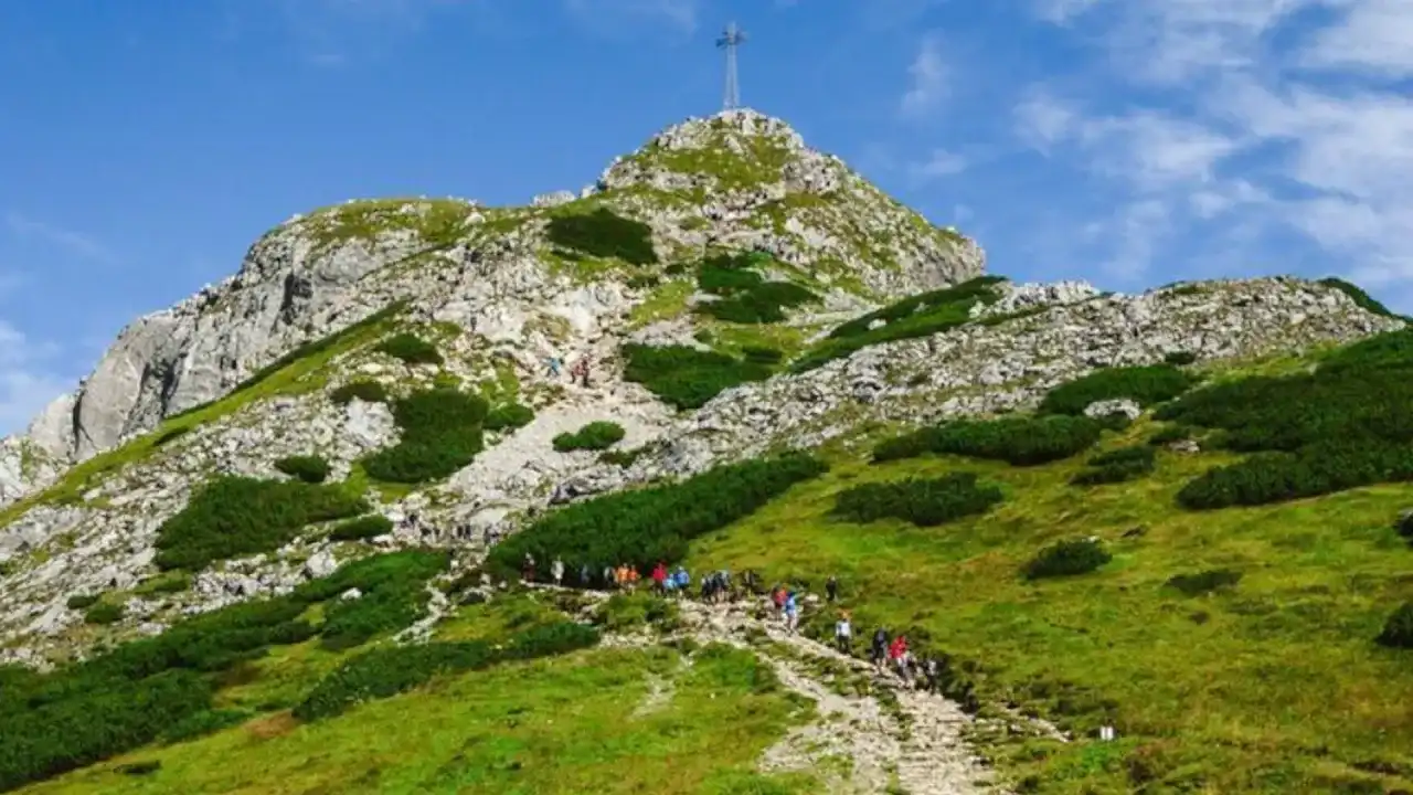 Giewont: Trasy, przygotowanie i bezpieczeństwo kompletny przewodnik