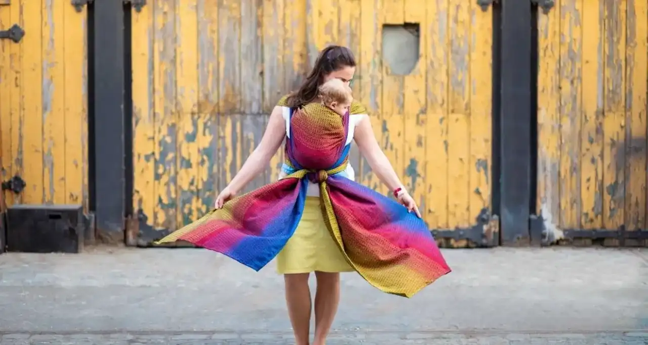 Idealna chustka dla dziecka: przewodnik, wybór i porady