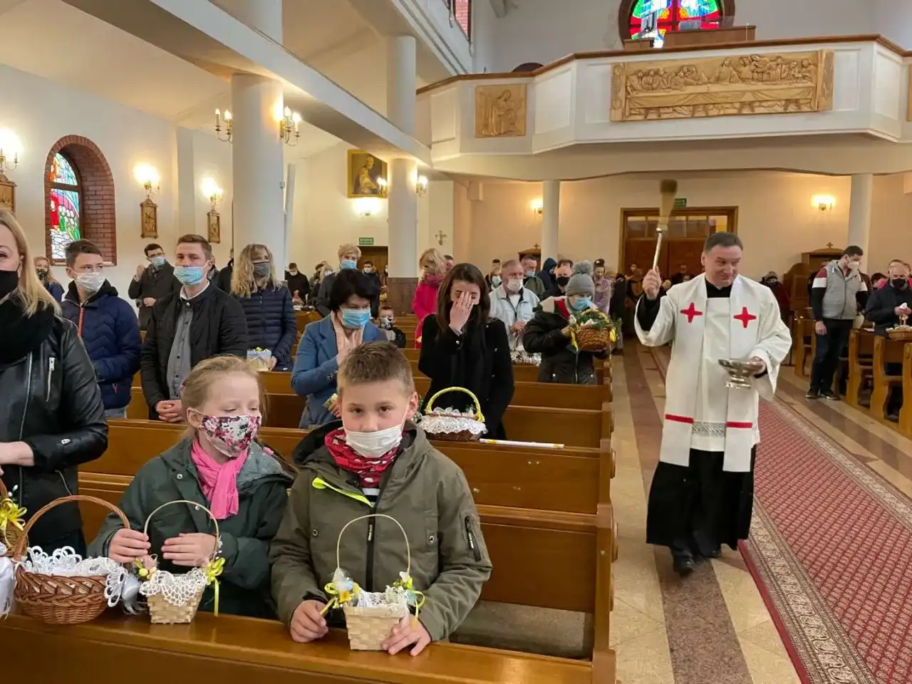 Czuwanie w kościele - kiedy i jak znaleźć terminy?