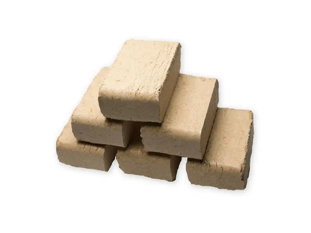 Jak zrobić brykiet drzewny w domu? Praktyczny poradnik DIY