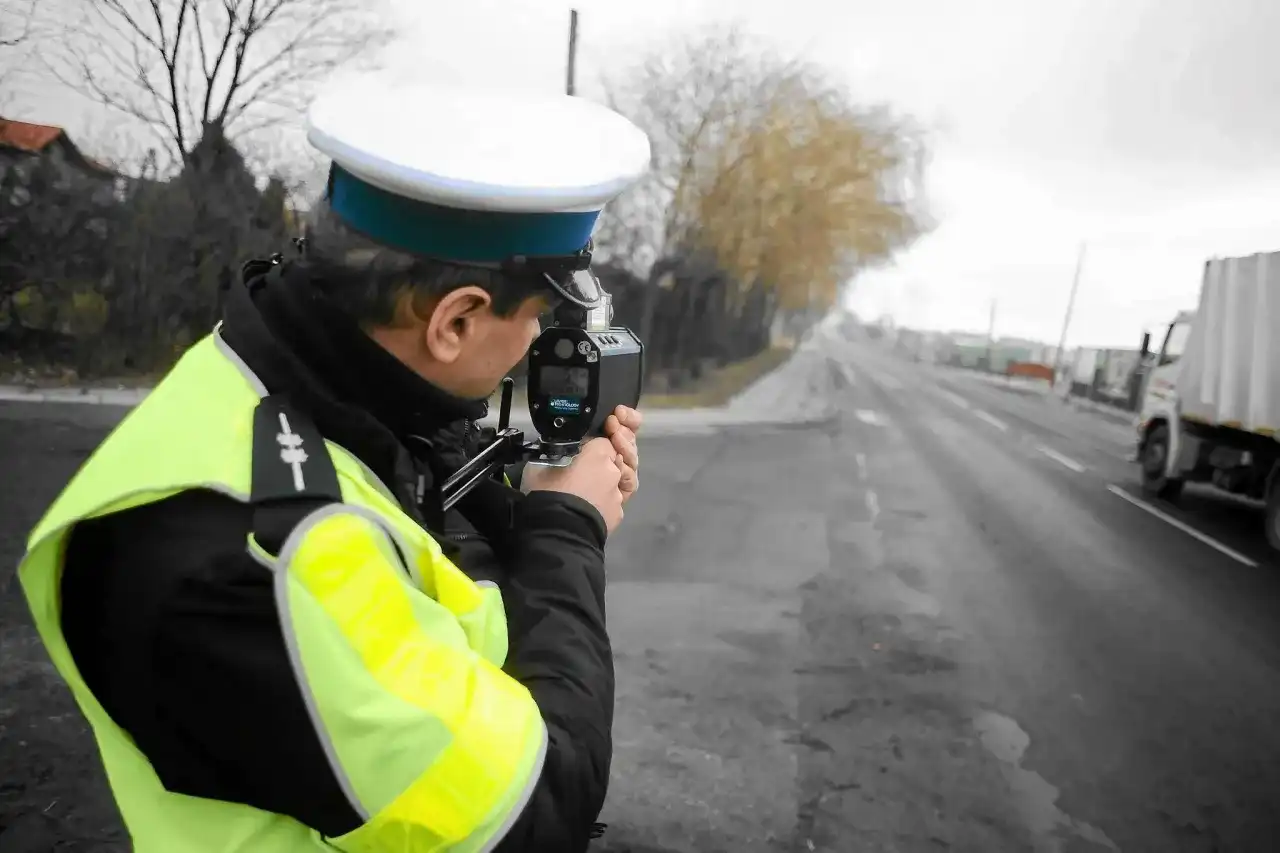 50 km/h w zabudowanym: Czy unikniesz utraty prawa jazdy?