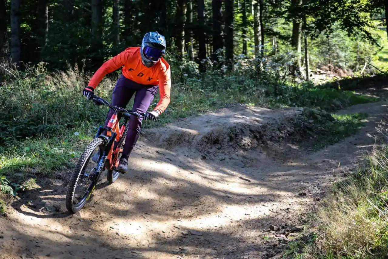 Bike Park Kasina: Trasy, Cennik i Przewodnik 2026