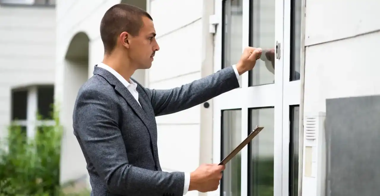 Doręczenie pozwu: Ile trwa i co zrobić po otrzymaniu?