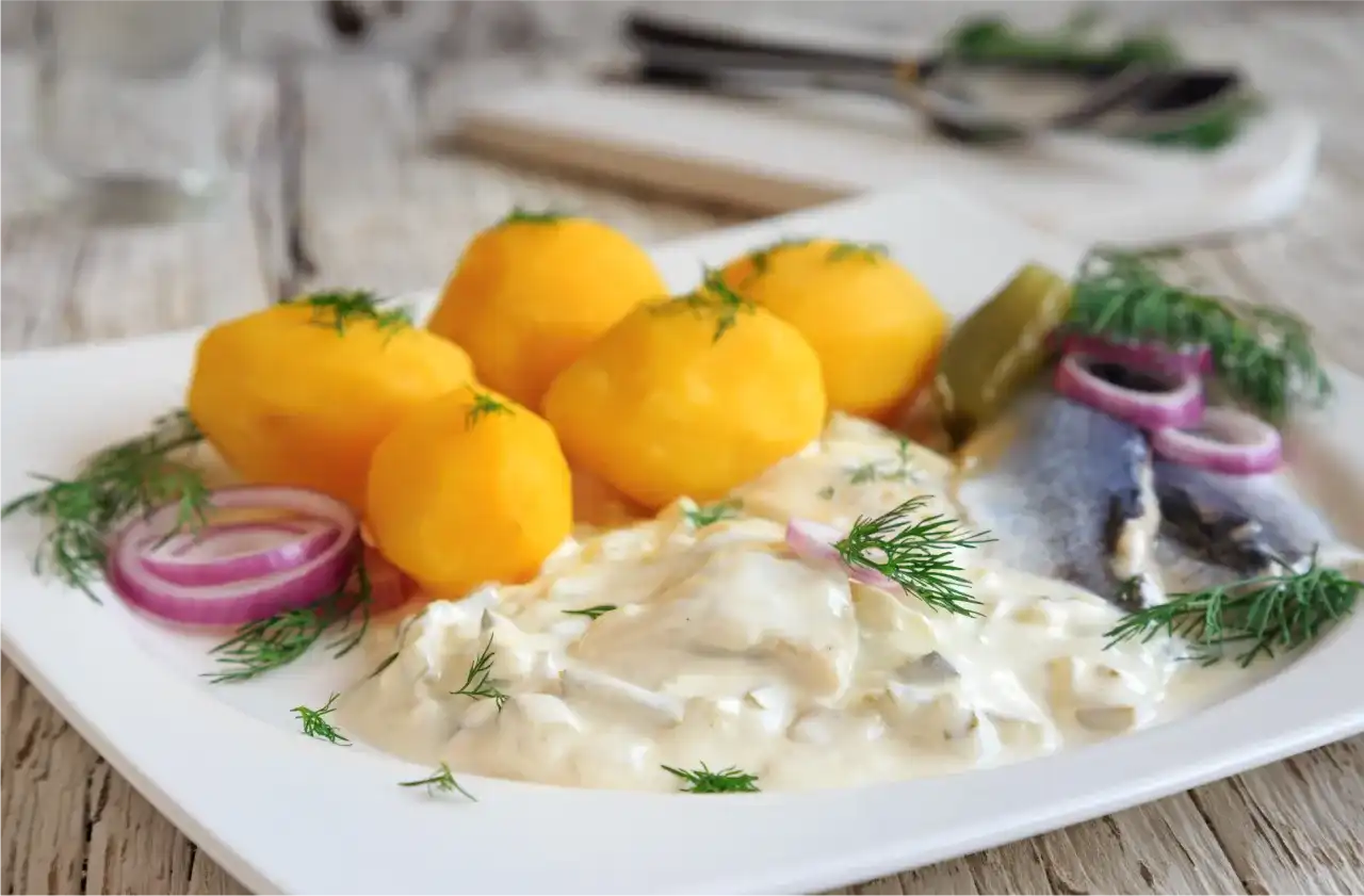 Jakie przyprawy do śledzi w oleju dodadzą wyjątkowego smaku?