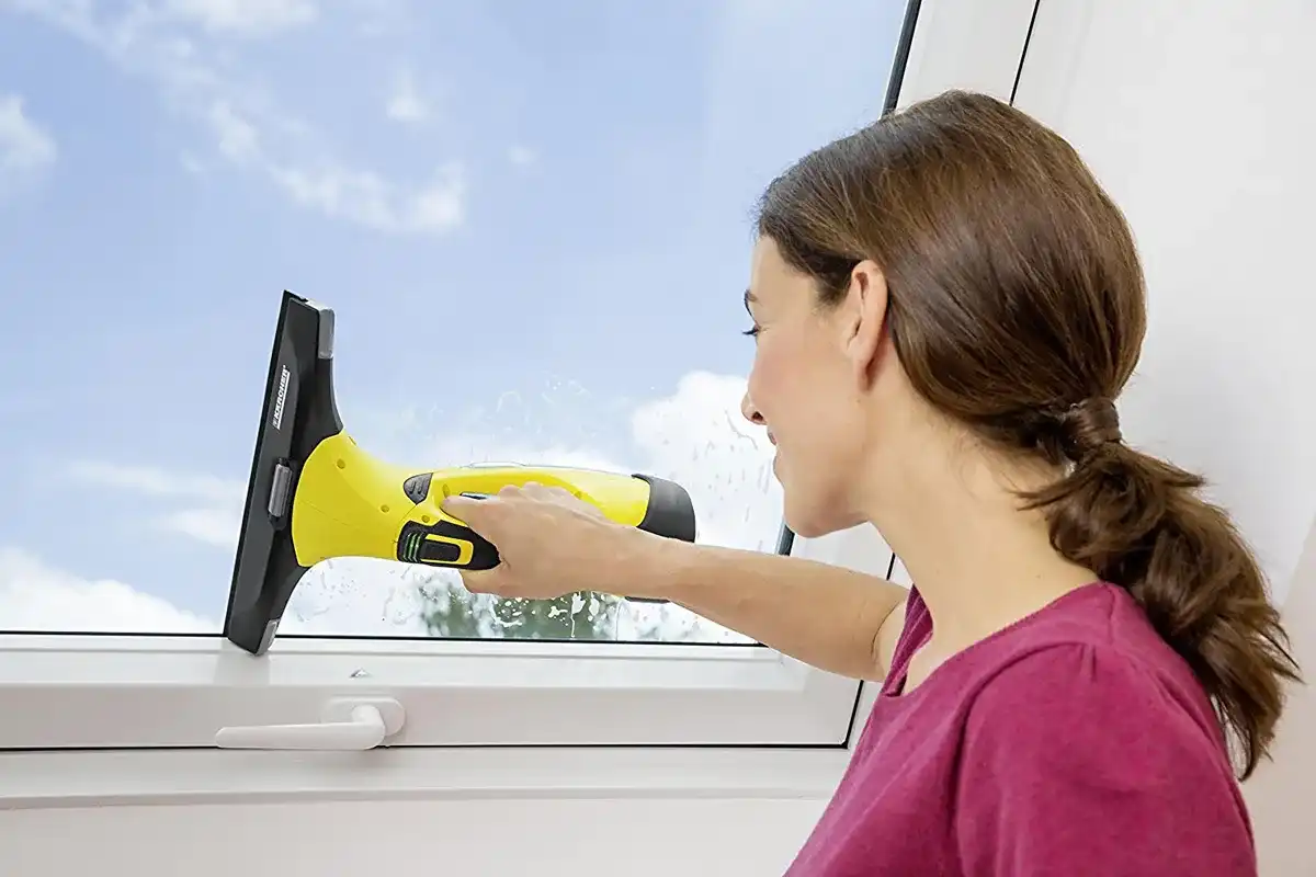 Myjka ciśnieniowa do okien: czy warto? Bezpieczeństwo i porady