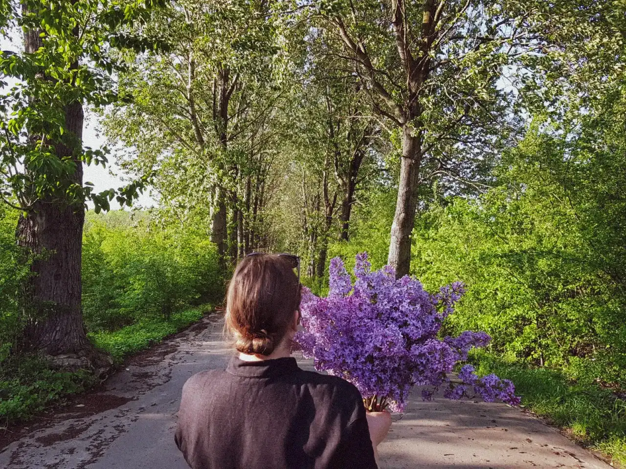 Cytaty które poprawiają humor – znajdź radość w codzienności