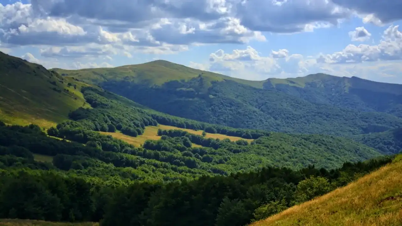 Bieszczady: Prawdziwe góry? Co je czyni tak wyjątkowymi?