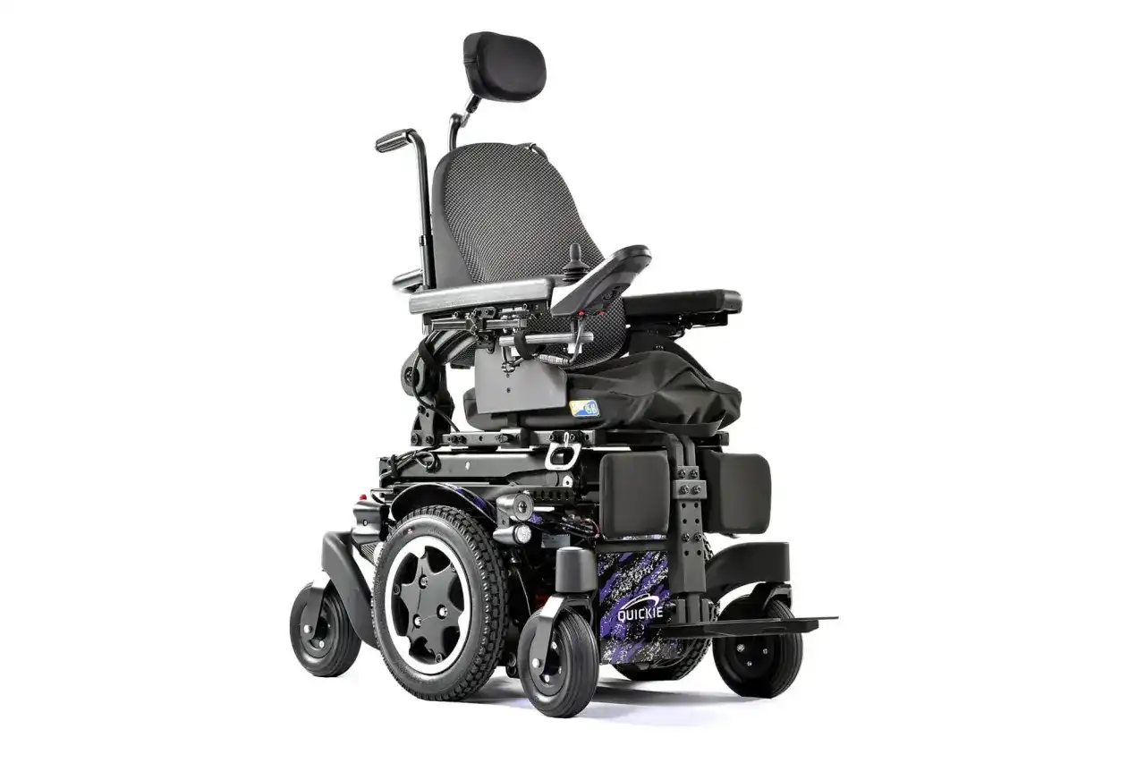 Wypożyczalnia wózków inwalidzkich: przewodnik, koszty i dofinansowanie