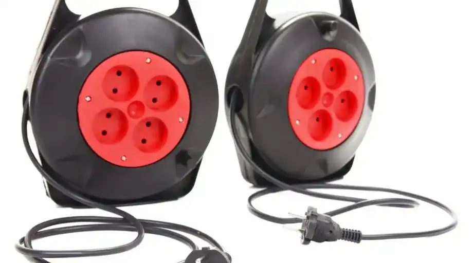 Jak zrobić przedłużacz z uziemieniem bez ryzyka porażenia prądem