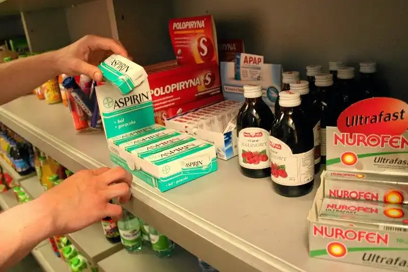 Nagła potrzeba? Leki na stacji benzynowej co wybrać i kiedy uważać