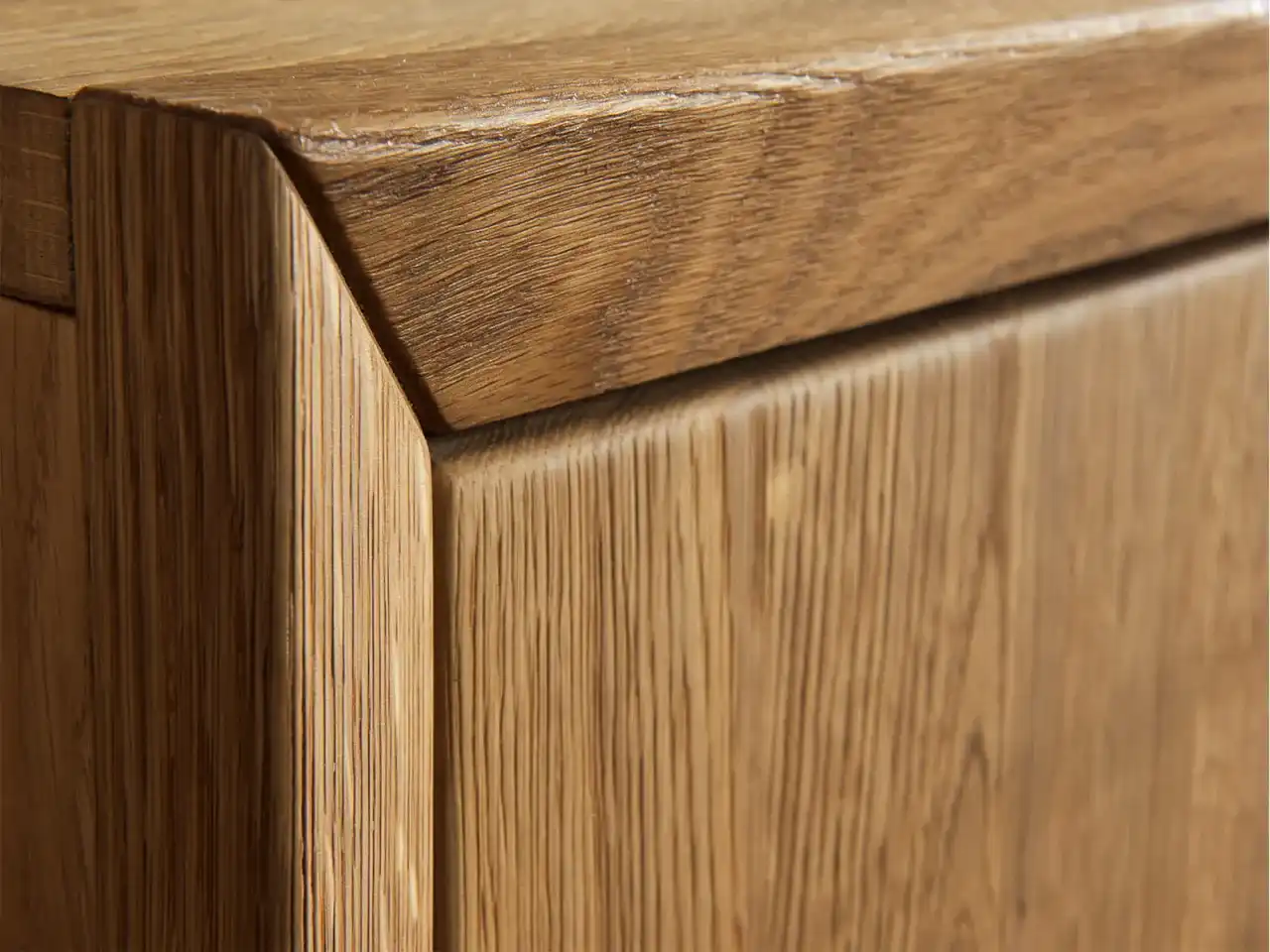 Jak zacząć robić meble? Od narzędzi po pierwszy projekt!