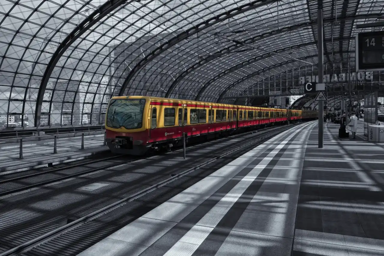 S-Bahn Berlin: Twój przewodnik po biletach, trasach i poradach