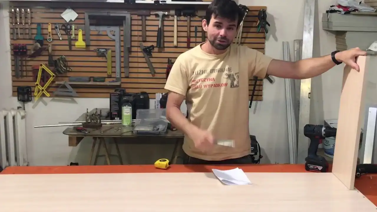 Jak zrobić regał na książki - proste kroki, które ułatwią budowę