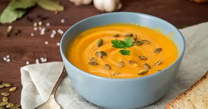 Savourez une délicieuse soupe potiron et marron pour l'hiver