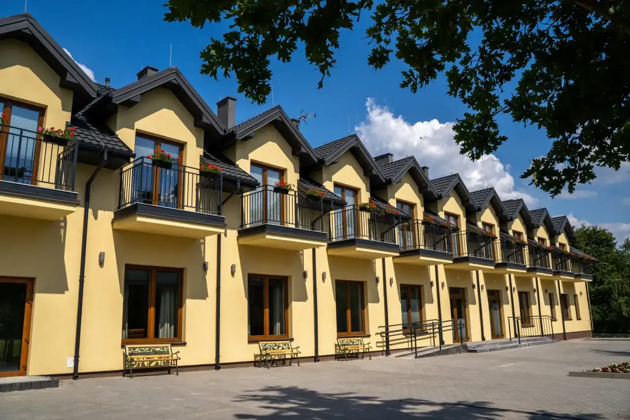 Dom Seniora Barka: Przewodnik, opinie i kontrowersje. Czy warto?