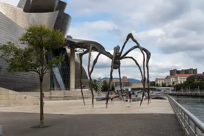 Najlepsze atrakcje w Bilbao, które musisz zobaczyć podczas wizyty