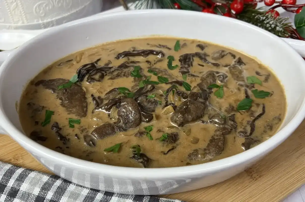 Sos grzybowy z mrożonych grzybów: Sekretny przepis bez błędów