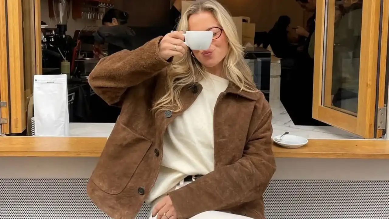 Brązowa kurtka zamszowa: stylizacje, wybór i pielęgnacja