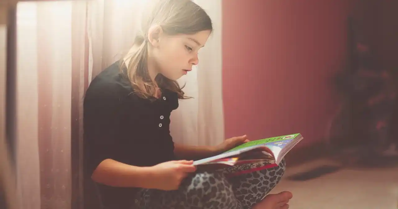 Dziewczynka z parku streszczenie: Klucz do zrozumienia lektury