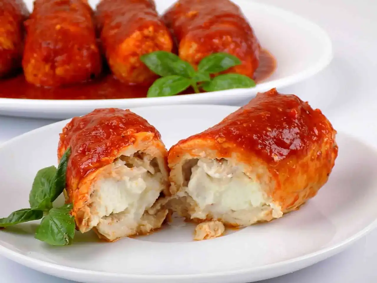 Rolada drobiowa – prosty przepis na pyszne danie na obiad