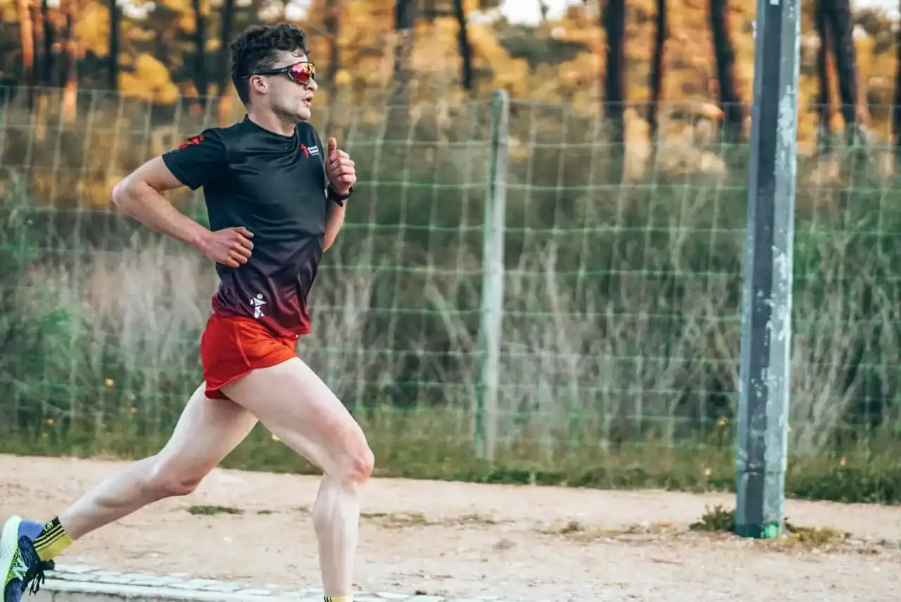 Jak zwiększyć kadencję w bieganiu? Skuteczne metody i ćwiczenia