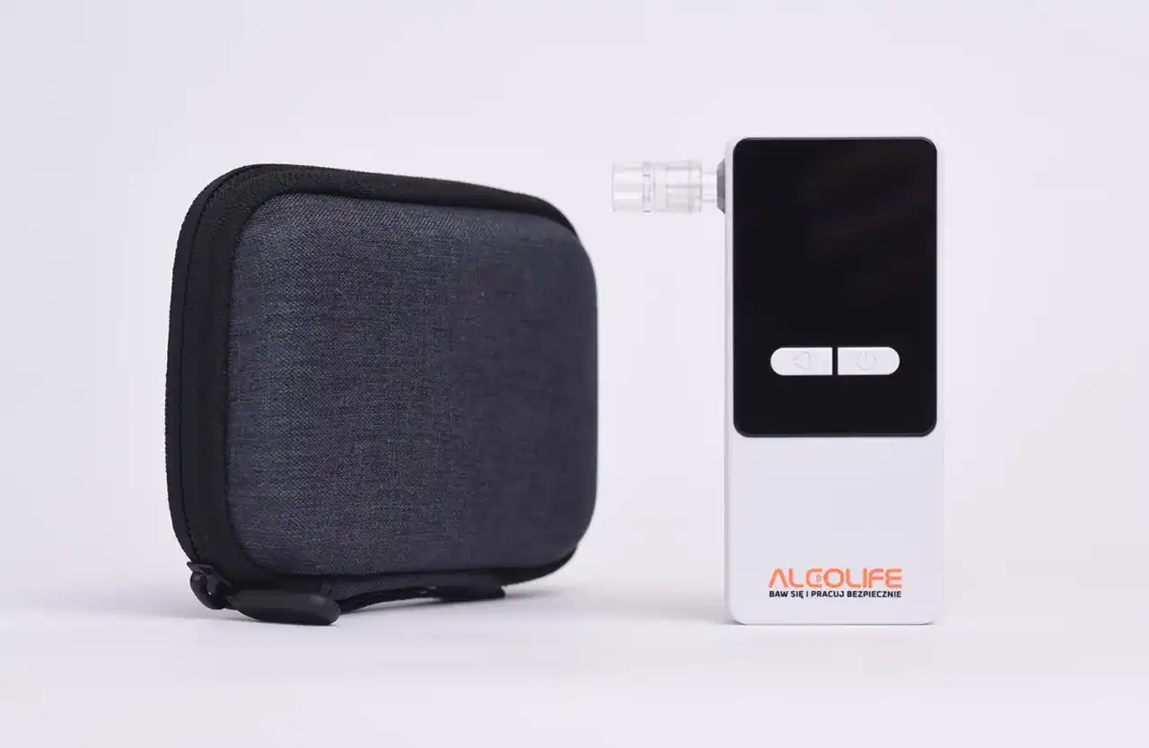 Jaki alkomat elektrochemiczny wybrać, aby uniknąć błędnych pomiarów?