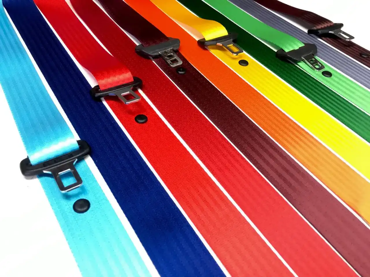 Farbige Sicherheitsgurte: Vielfältige Optionen für mehr Sicherheit und Stil