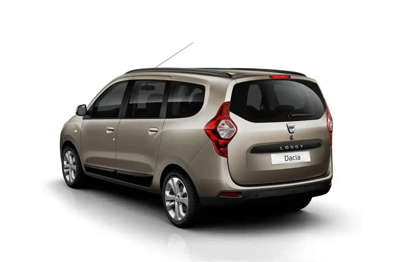 Dacia Lodgy: Wymiary zewnętrzne, bagażnik i wnętrze sprawdź!
