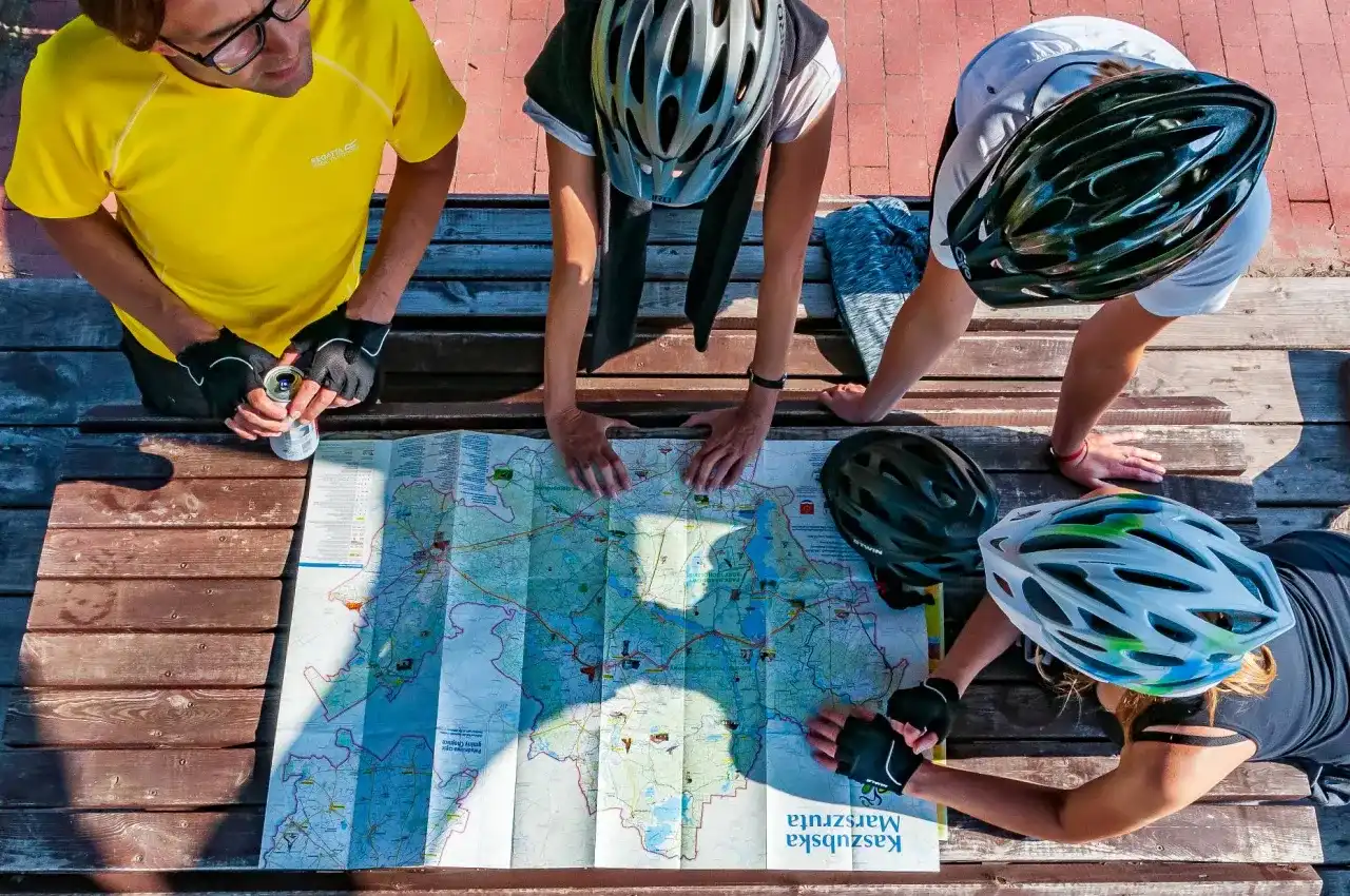 Najlepsze trasy rowerowe w Kaszubach: Odkryj ukryte skarby regionu