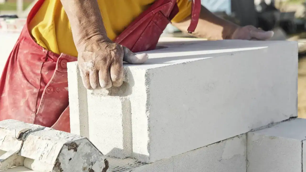 Ciepły dom: Beton komórkowy czy ceramika? Porównanie WT 2021
