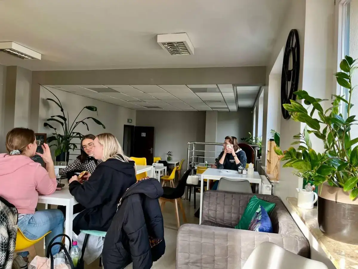 Gdzie zjeść w Nowym Sączu? Odkryj najlepsze restauracje i dania
