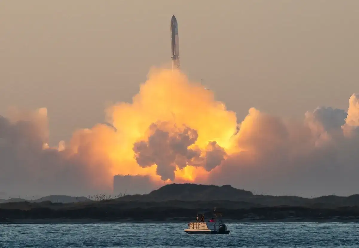 Awaria SpaceX Starship: Statek kosmiczny gwałtownie eksplodował w przestrzeni