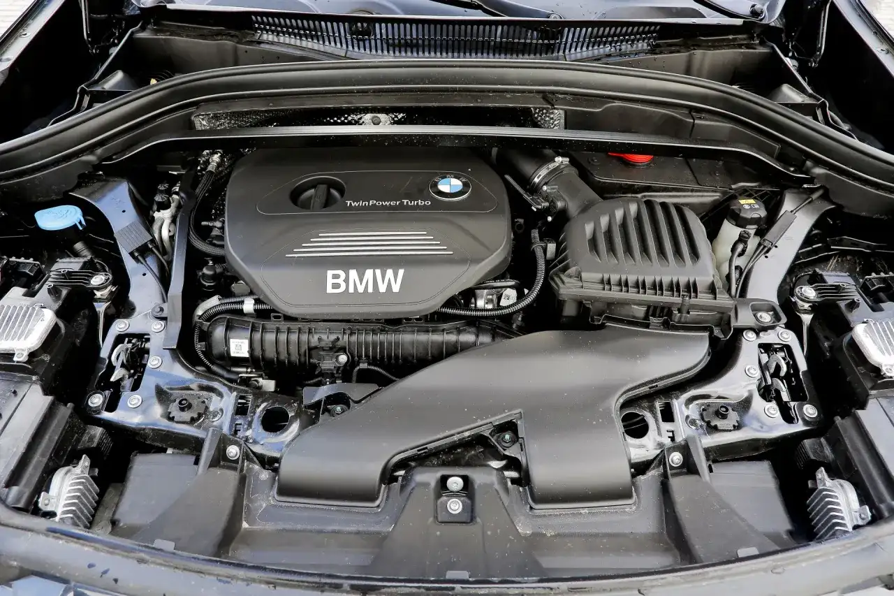 BMW X1: jak wybrać idealny silnik - kompleksowe porównanie i opinie