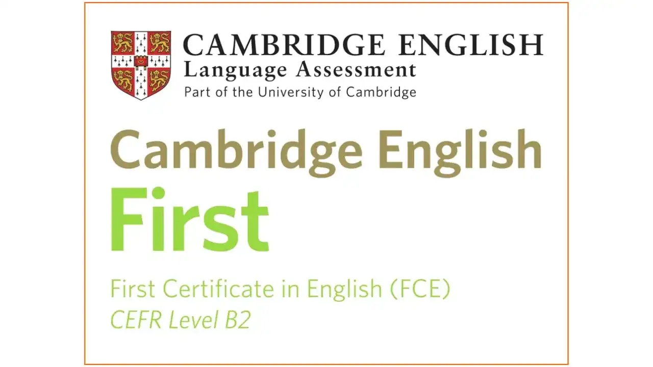 Cambridge English First (FCE) to certyfikat językowy na poziomie B2, potwierdzający biegłość w języku angielskim.
