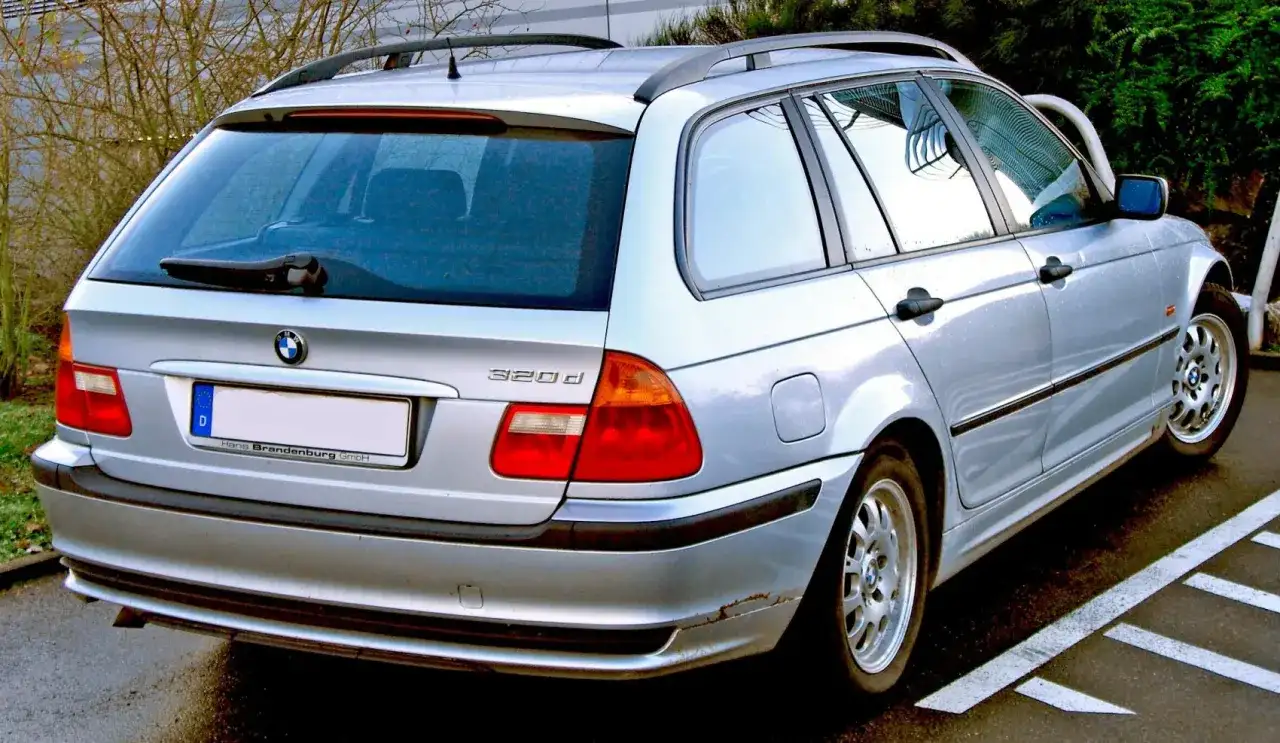 BMW E46 pojemność baku – 63 litry, które zaskoczą kierowców